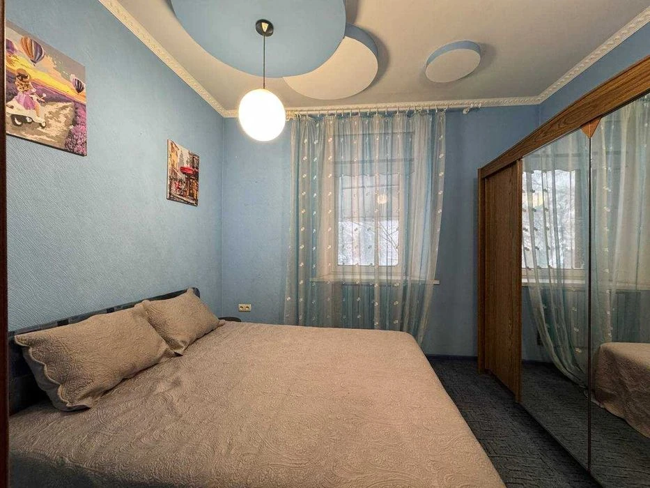 Продам будинок, центральна частина міста, вул. Володарського