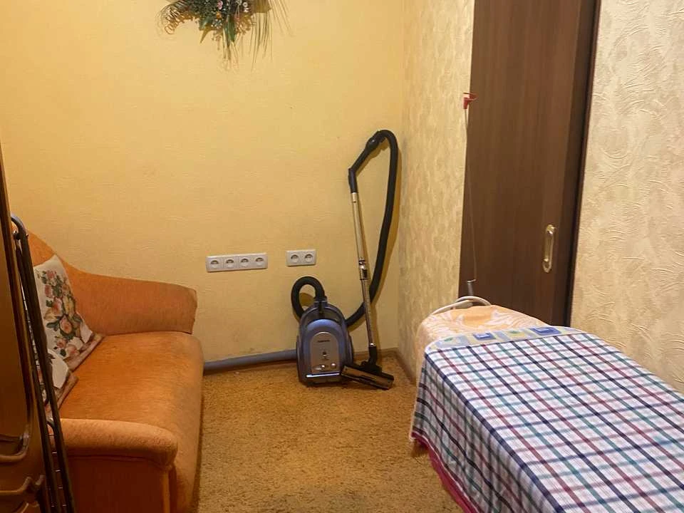 Будинок. Дніпро, Олександра Кониського вул. (Володарського)