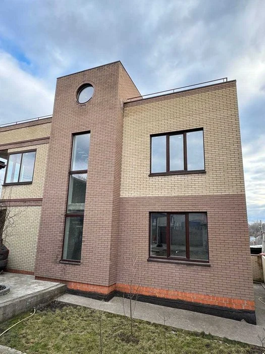 Продам будинок по вул. Федора Панка, буд. 62