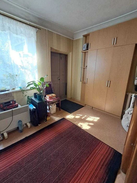 Продам дом 77 кв.м. Ремонт. Большой гараж. П-т Металлургов.