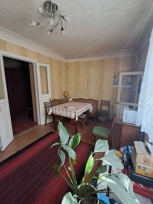 Продам дом 77 кв.м. Ремонт. Большой гараж. П-т Металлургов.