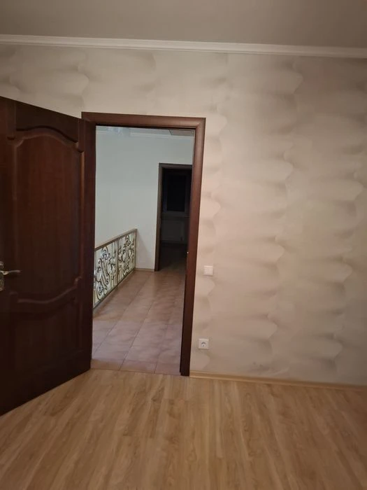 Продам свій житловий будинок (від власника), гарна пропозиці