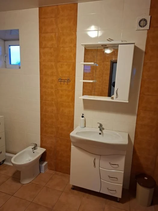 Продам свій житловий будинок (від власника), гарна пропозиці