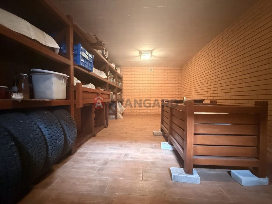 Продам шикарный дом Новоселовка