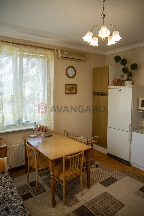 Продам шикарный дом Новоселовка