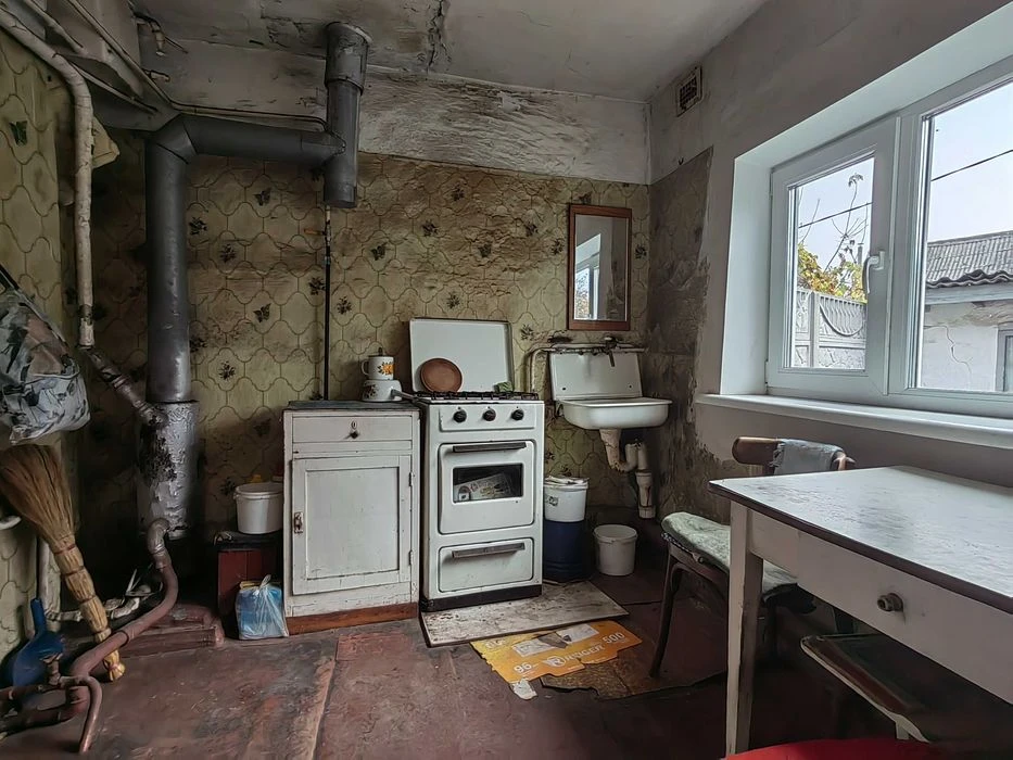Продам 2к квартиру. Часть дома. ул. Янгеля