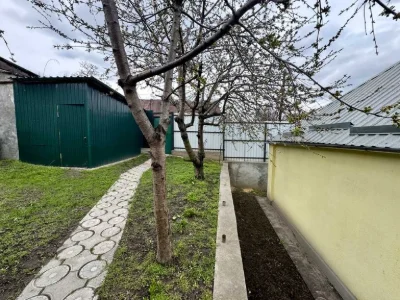 Будинок. Дніпро, Жоржинський пров.