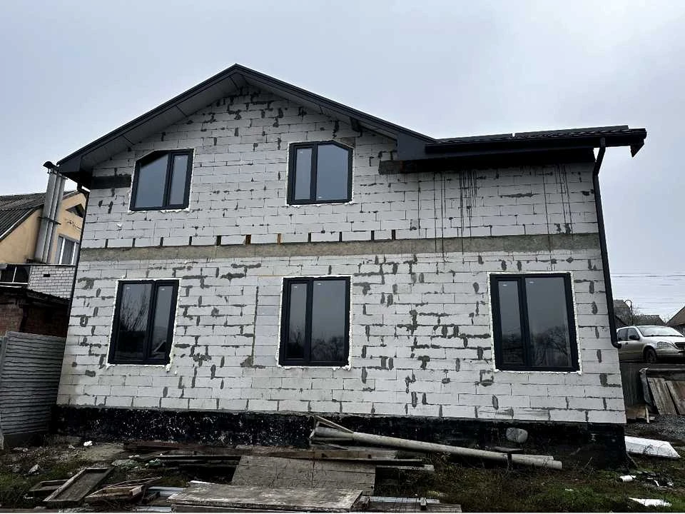 Будинок. Дніпро, Сурська вул.