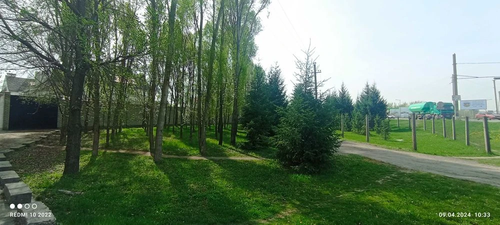 Знижена ціна на продаж дому з сауной та басейном біля Епіцен