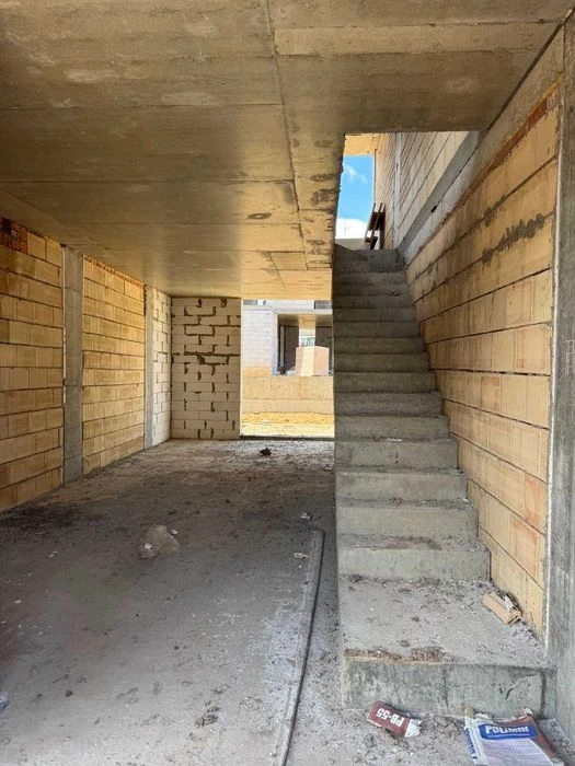 TOWNHOUSE near Odessa | Rescheduling | GAS | land in own hands