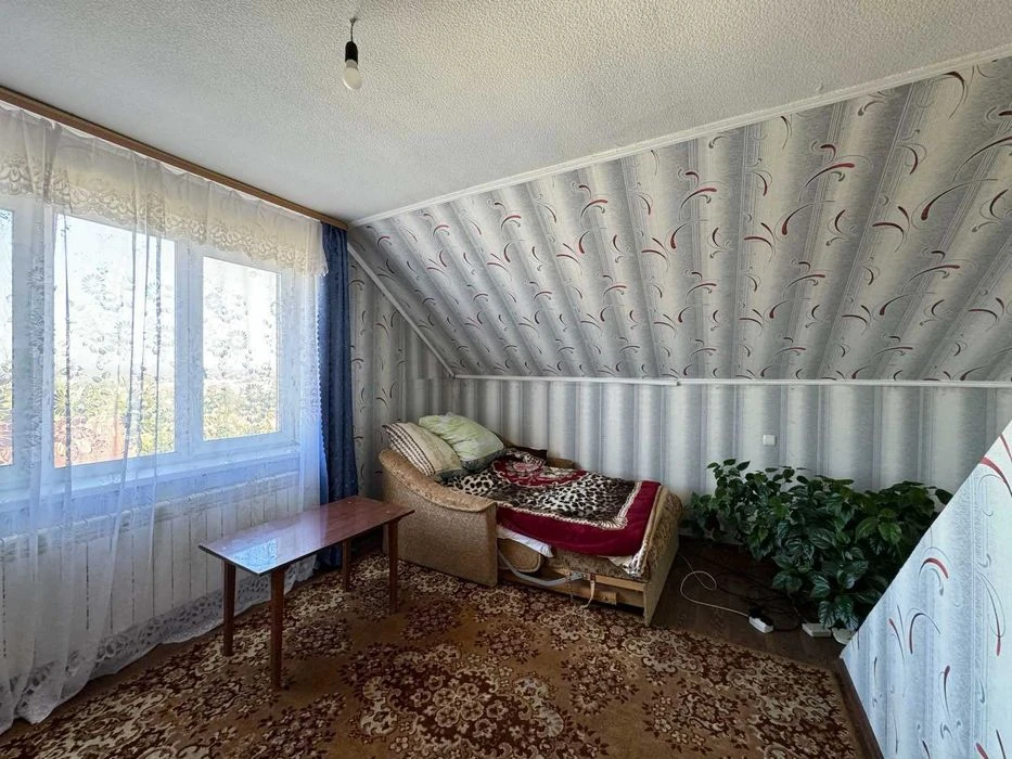 Продам будинок на Мирному