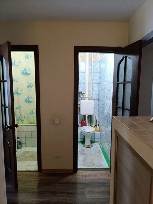 H S2 Selling a 4-room apartment in Saltovka, 604 microdistrict