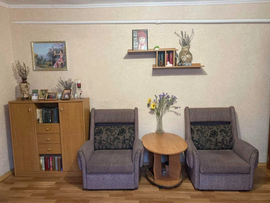 Продам будинок на вул. Леонтовича, буд. 25