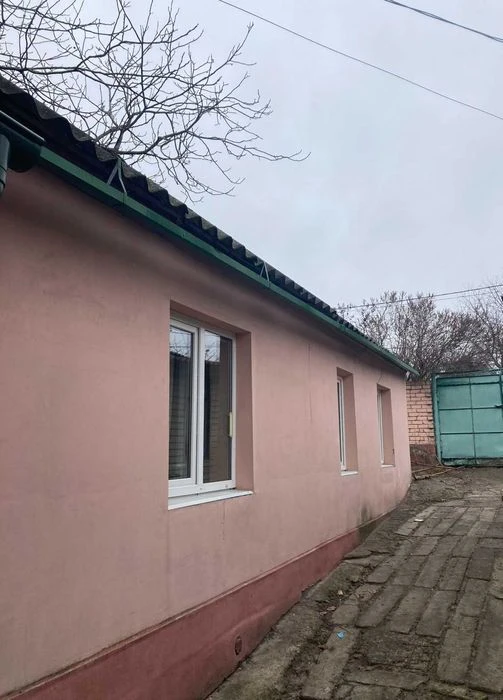 Продам будинок на вул. Леонтовича, буд. 25