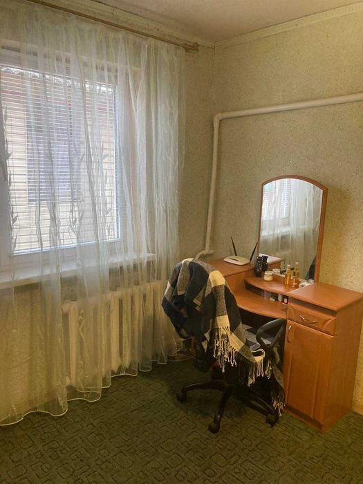 Продам будинок на вул. Леонтовича, буд. 25