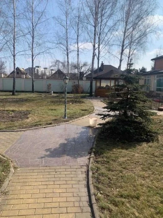 Житловий будинок 686,8 кв.м. з ремонтом, 7 кімн, Рибінська 2