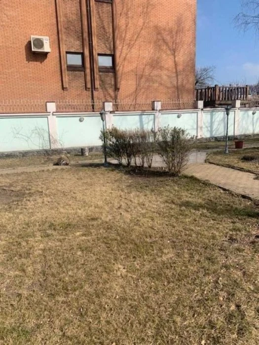 Житловий будинок 686,8 кв.м. з ремонтом, 7 кімн, Рибінська 2