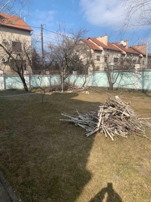 Житловий будинок 686,8 кв.м. з ремонтом, 7 кімн, Рибінська 2