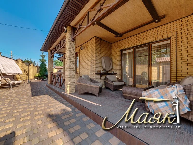 House in Aleksandrovsky district.
