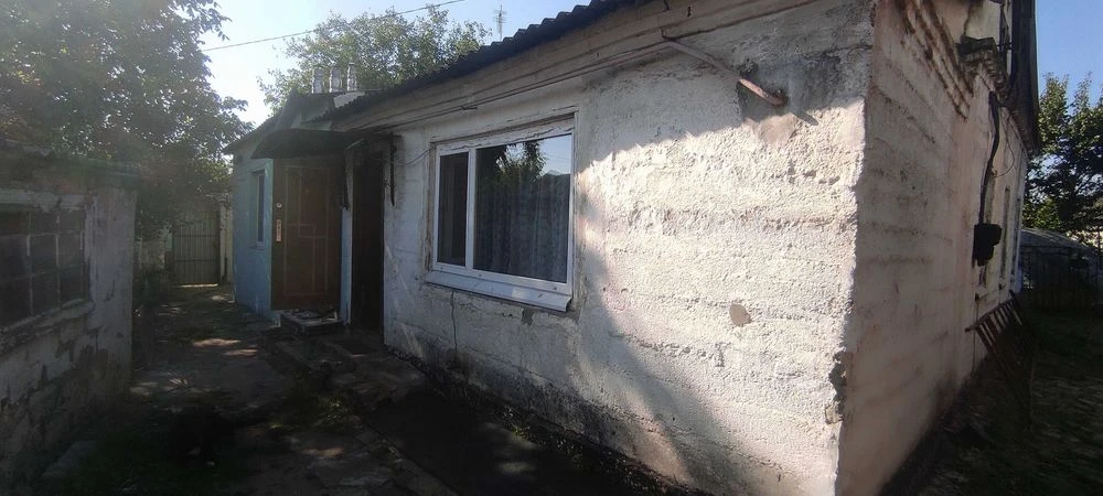 Продам частину будинку 40 м. кв. у хорошому житловому стані!