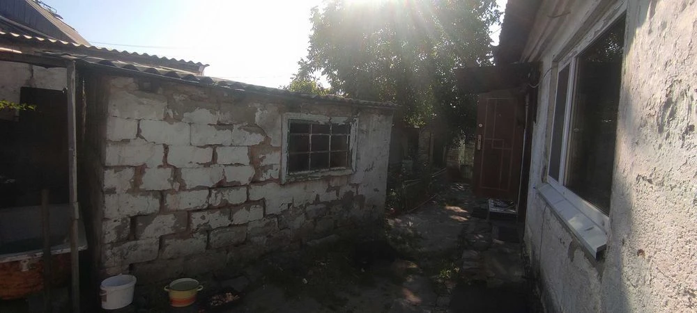 Продам частину будинку 40 м. кв. у хорошому житловому стані!