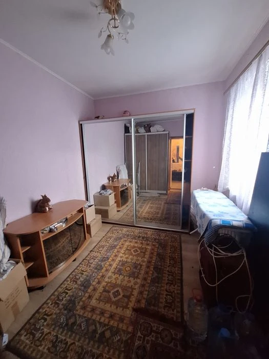 Продам квартиру Троицкая Правый берег