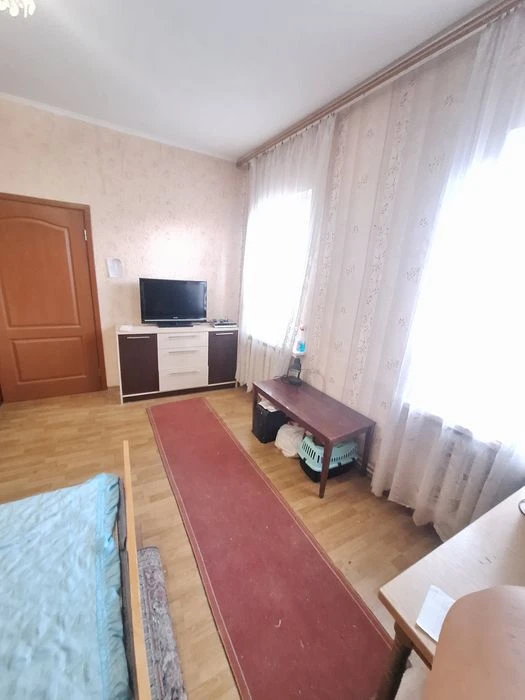 Продам квартиру Троицкая Правый берег