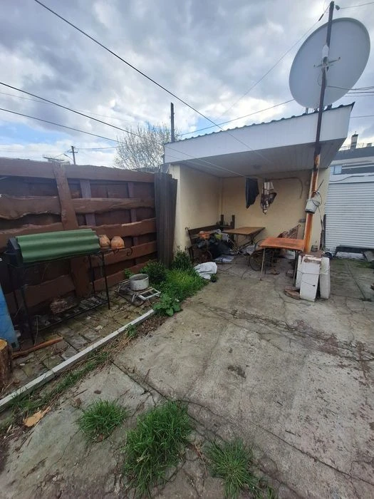 Продам квартиру Троицкая Правый берег