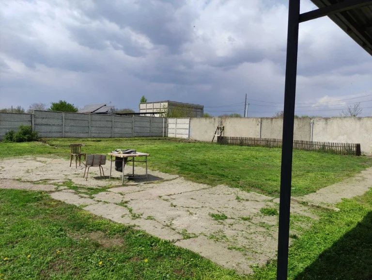 Продам будинок в Дніпрі район Краснопілля.