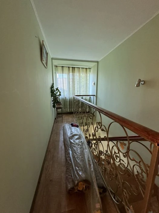 Продаж будинку на пр. Олексанлра Поля, район  вул. Пилипа Ор