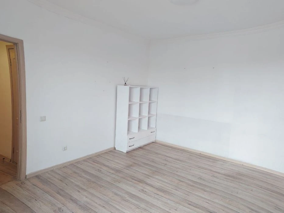 Selling a 1-room apartment in the Barvinok residential complex - Shumskogo 5 (Bereznyaki)