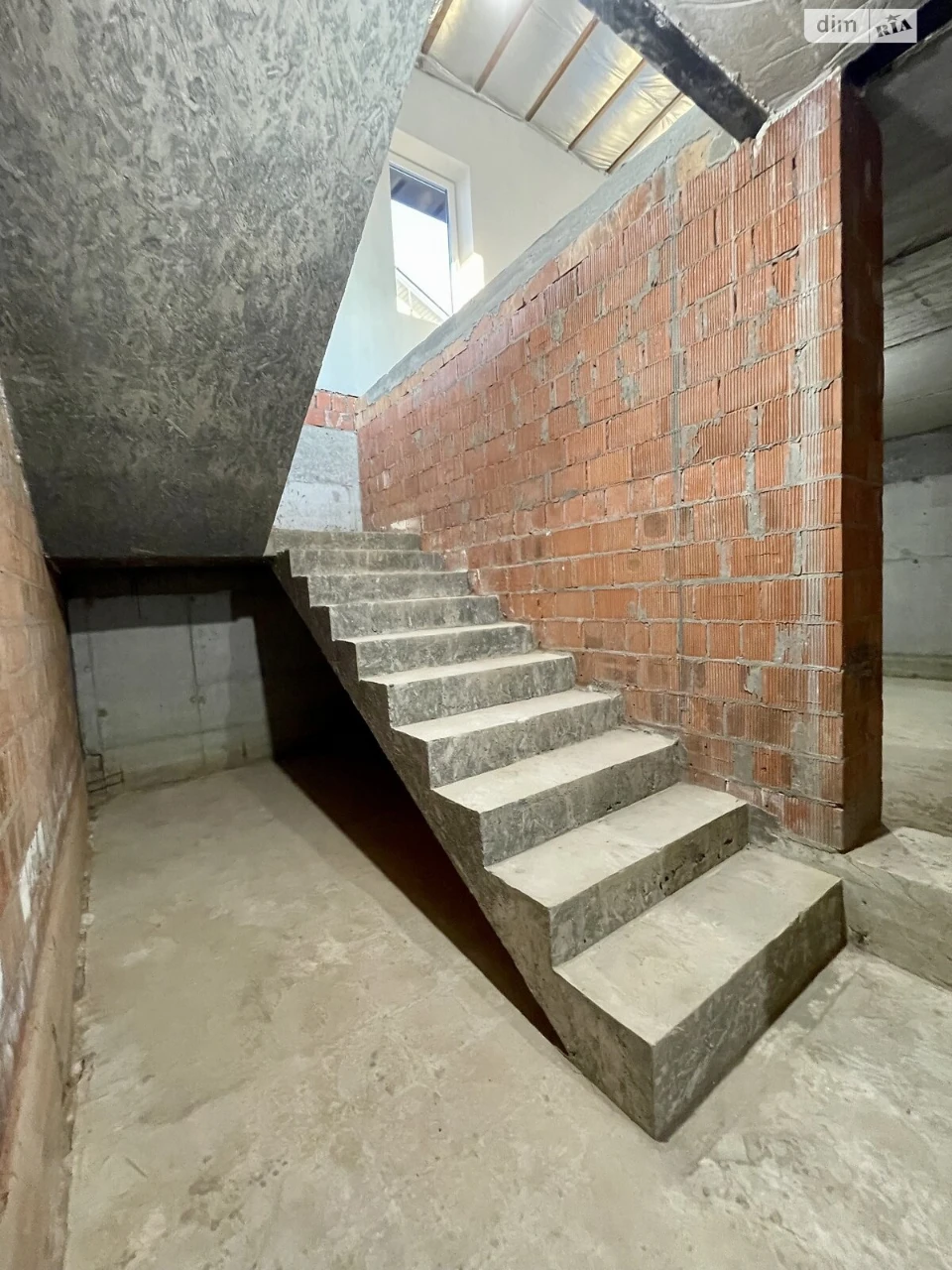Продаж Дім 12 квартал