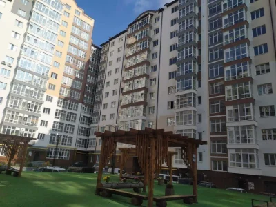 Продажа квартиры,Готовая к ремонту 3-к ЦЕНТР, Бандеры-Высочан