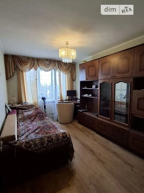 Sale of 3-room apartment 119 sq. m on Levka Lukyanenka St. 2L • I