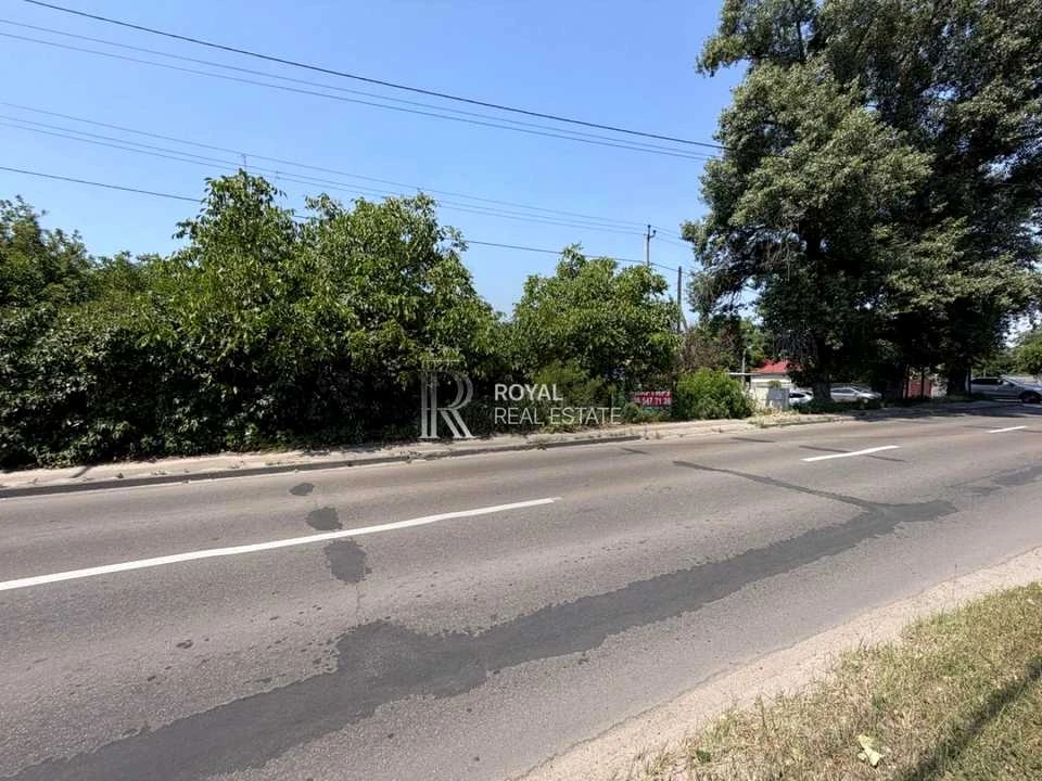 Ділянка. Київ, Садова вул.