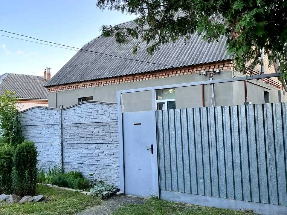 Ділянка. Київ, Юнацька вул.