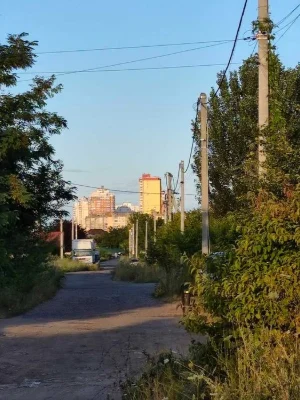 Київ. Троєщина. Продам 12сот (6+6) серед нових забудов з еле
