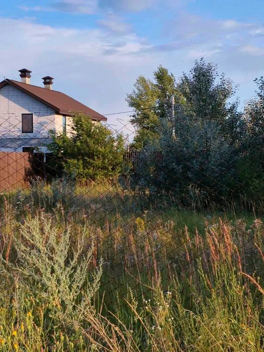 Київ. Троєщина. Продам 12сот (6+6) серед нових забудов з еле