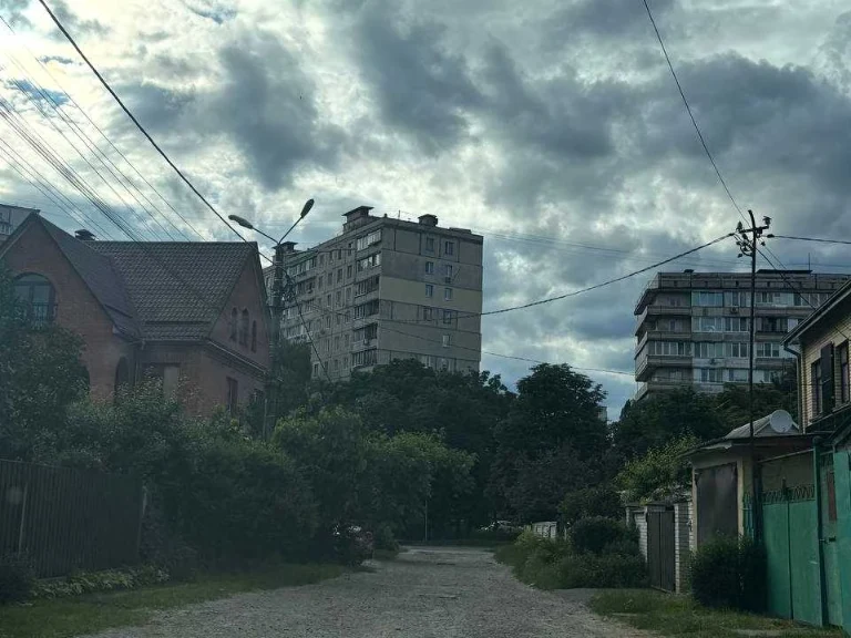 Ділянка. Київ, Володимира Дурдуківського вул.