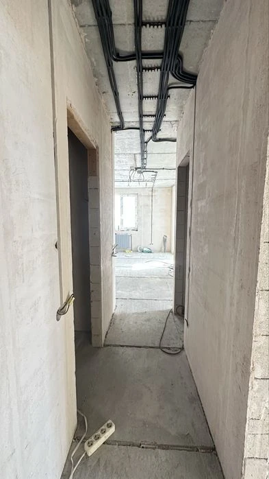 I am selling a spacious apartment in the residential complex "House on Zernovaya" - top-lo