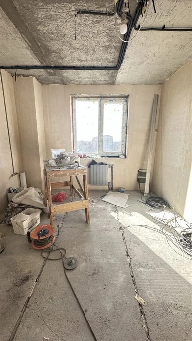 I am selling a spacious apartment in the residential complex "House on Zernovaya" - top-lo