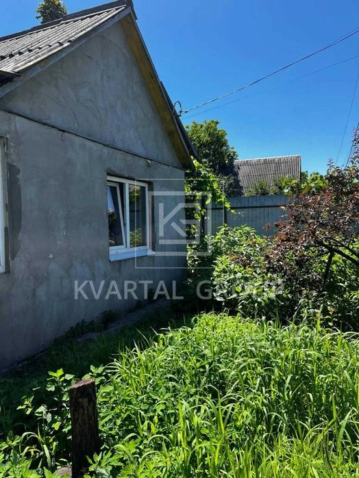 Продаж земельної ділянки з будинком у Святошинському районі,