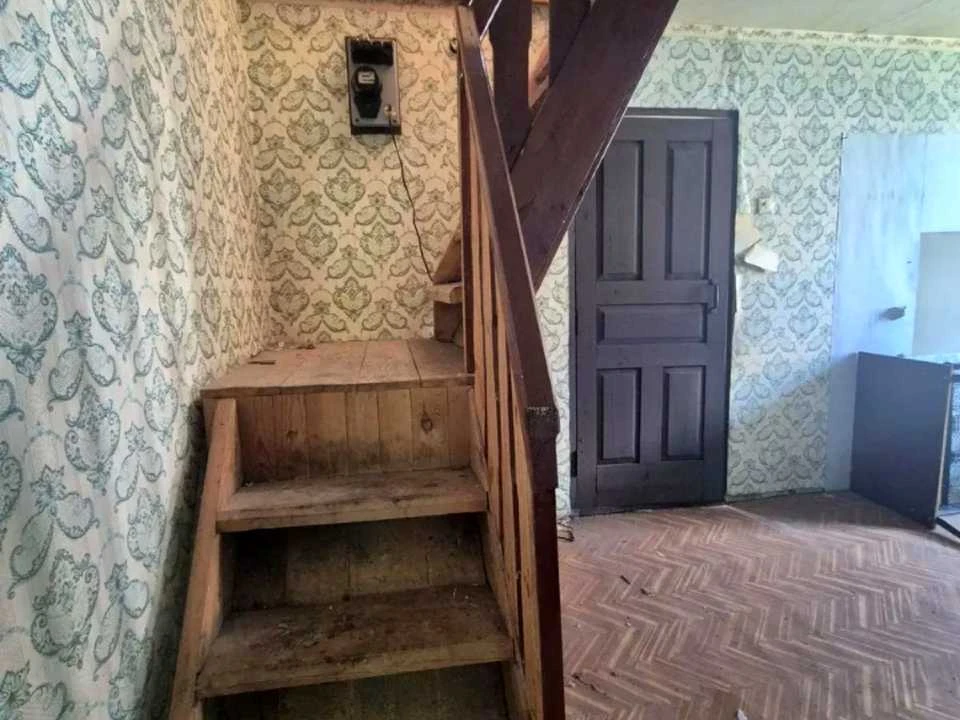 Ділянка. Київ, 10-та Лугова вулиця