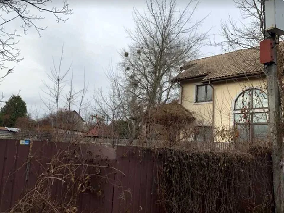 Ділянка. Київ, Синьоозерна вул.