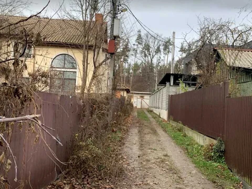 Ділянка. Київ, Синьоозерна вул.