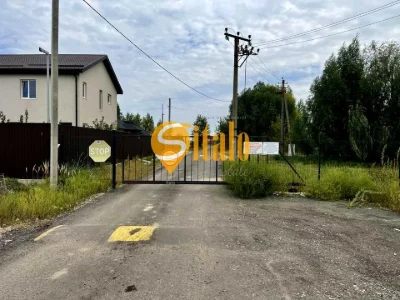 Ділянка. Київ, Приозерна