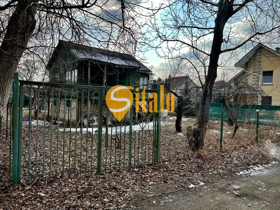 Ділянка. Київ, 92 Садова