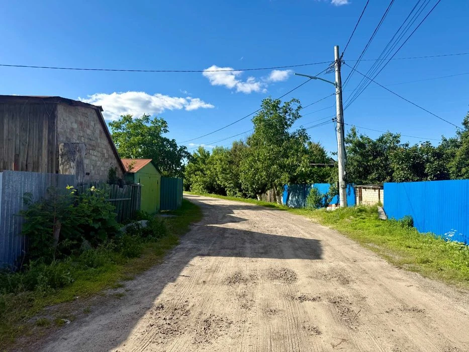 Місто Київ, селище Троєщина. Земельна ділянка під забудову 1
