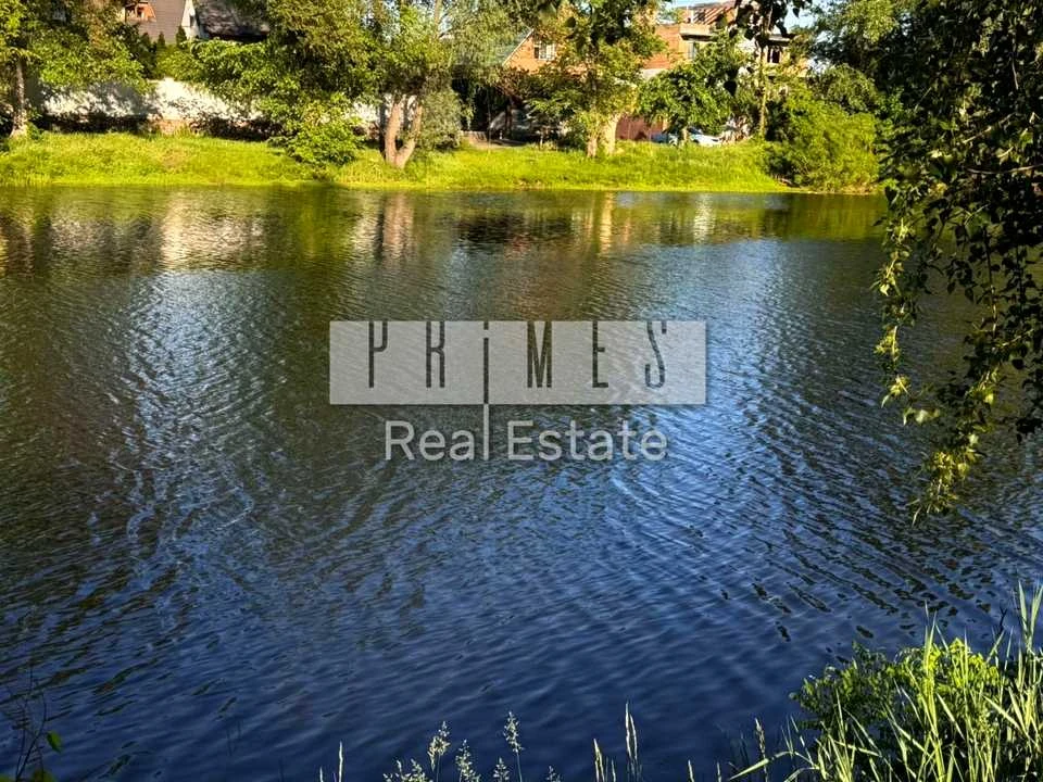 Ділянка. Київ, Садова вул.