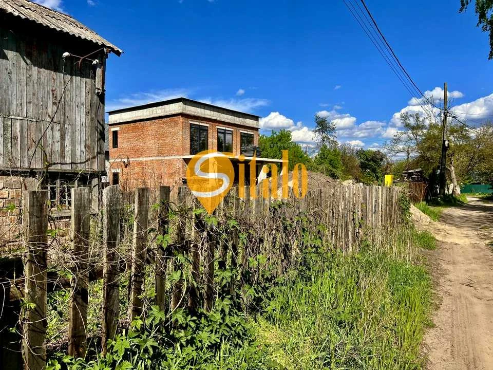 Ділянка. Київ, 79 Садова